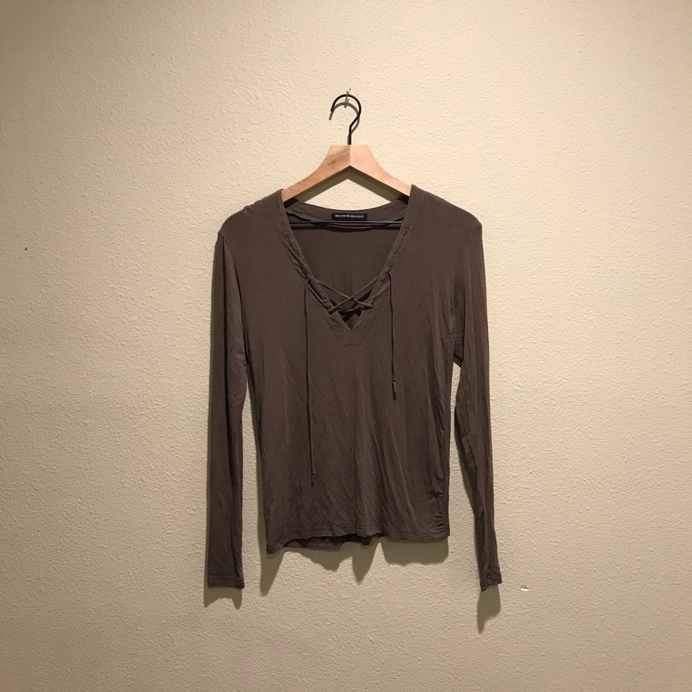 BRANDY MELVILLE Cross Top